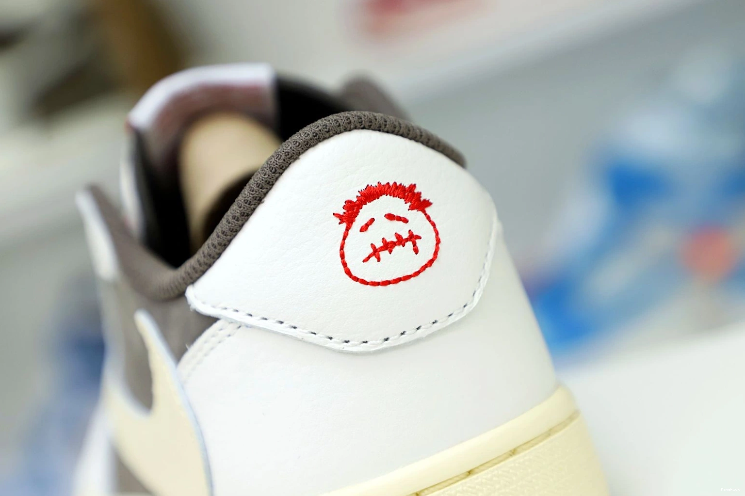 TRAVIS MOCHA OG REVERSE JORDAN SCOTT LOW AIR 1 X 0921